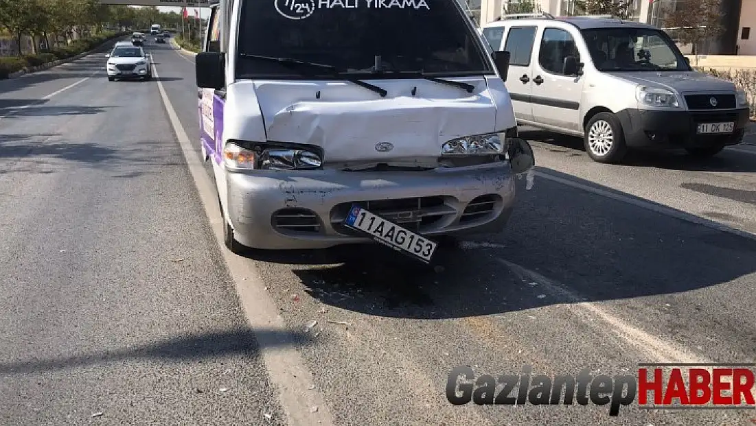 Bilecik’te kamyonetler çarpıştı: 1 yaralı