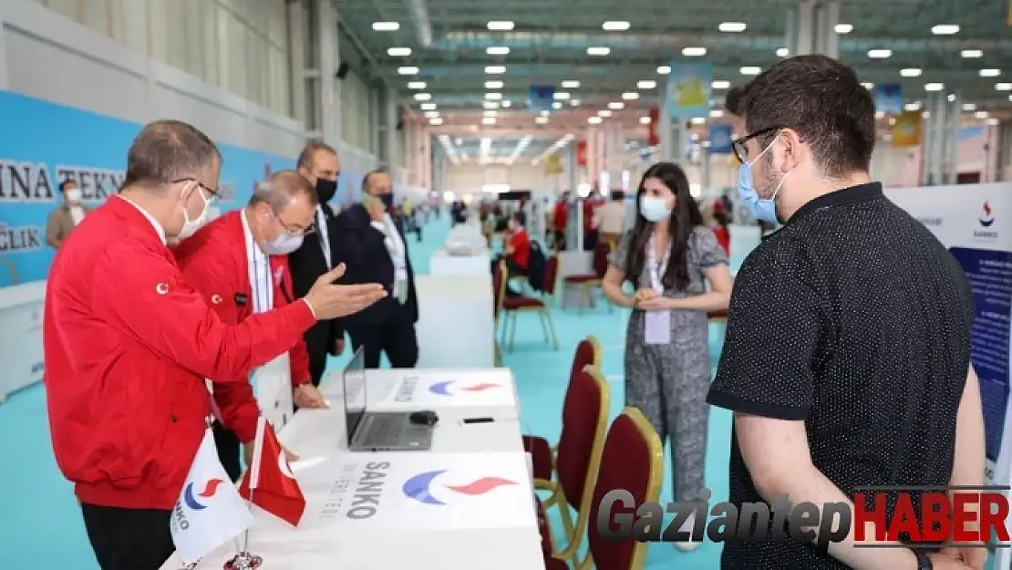 'Giyilebilir EKG tişörtü 've 'Basınçlı Diyabetik Ayakkab' projeleri finalde