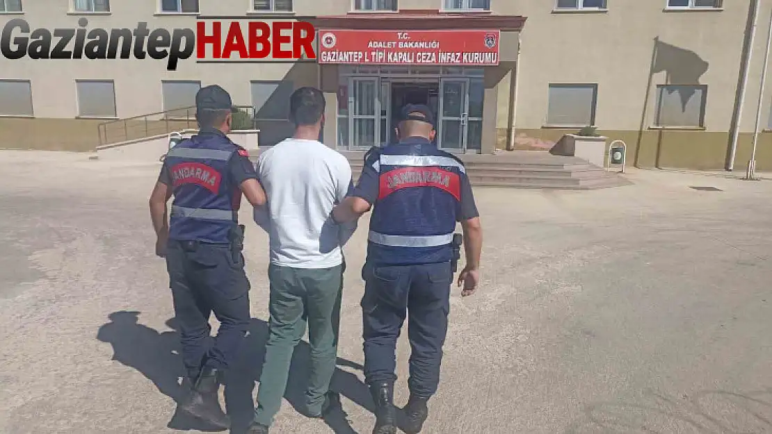 27 yıl hapisle aranan uyuşturucu taciri jandarmadan kaçamadı