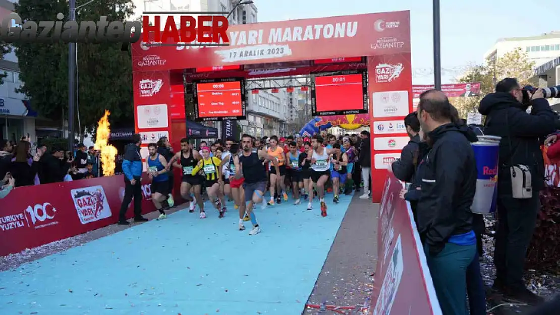 5. Gazi Yarı Maratonu bin 300 sporcunun katılımıyla gerşekleştirildi