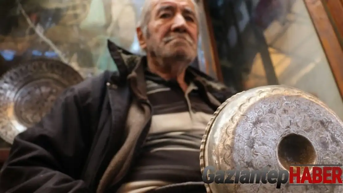 73 yıldır ekmeğini bakırdan çıkarıyor