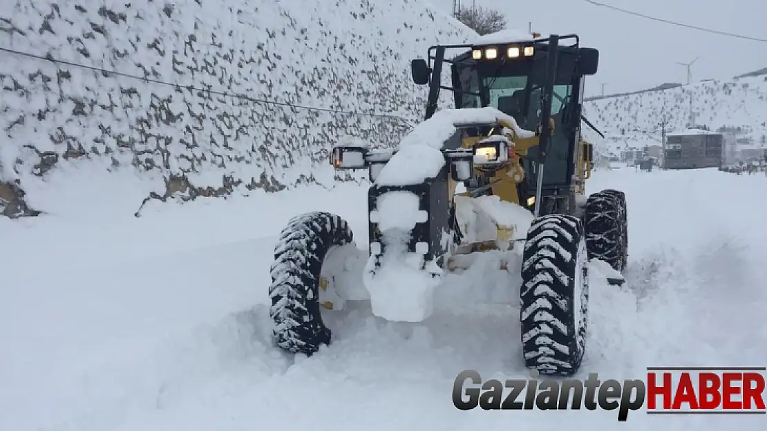 Adıyaman'da 93 köy, 126 mezra yolu ulaşıma kapandı