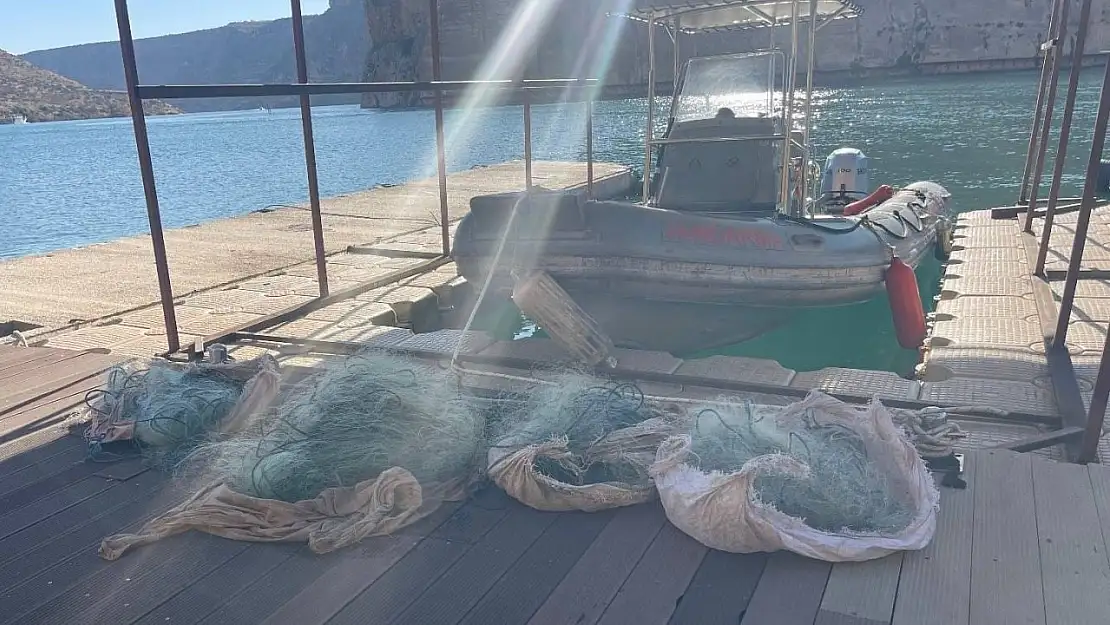 Ağ ile avlanma yasağına uymayan 2 şahsı jandarma yakaladı