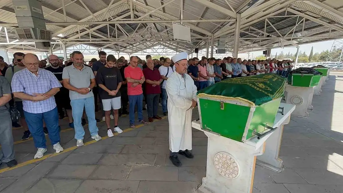Aksaray'da sert iniş sonucu ölen paraşütçü Gaziantep'te son yolculuğuna uğurlandı