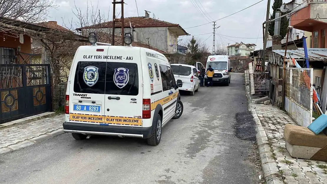 Alkol aldıktan sonra baltayla arkadaşını öldüren zanlı tutuklandı