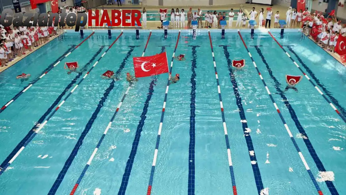 Alleben Yüzme Havuzu'nda tarihi başarılar yazıldı