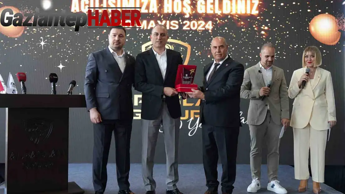 Alparslan Group'tan çiftçilere muhteşem showroom