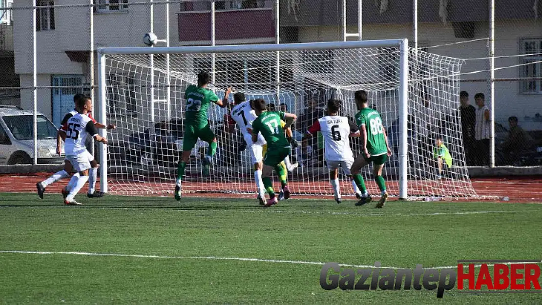 Araban Belediyespor, Gaziantepgücüspor'u 4-0 mağlup etti