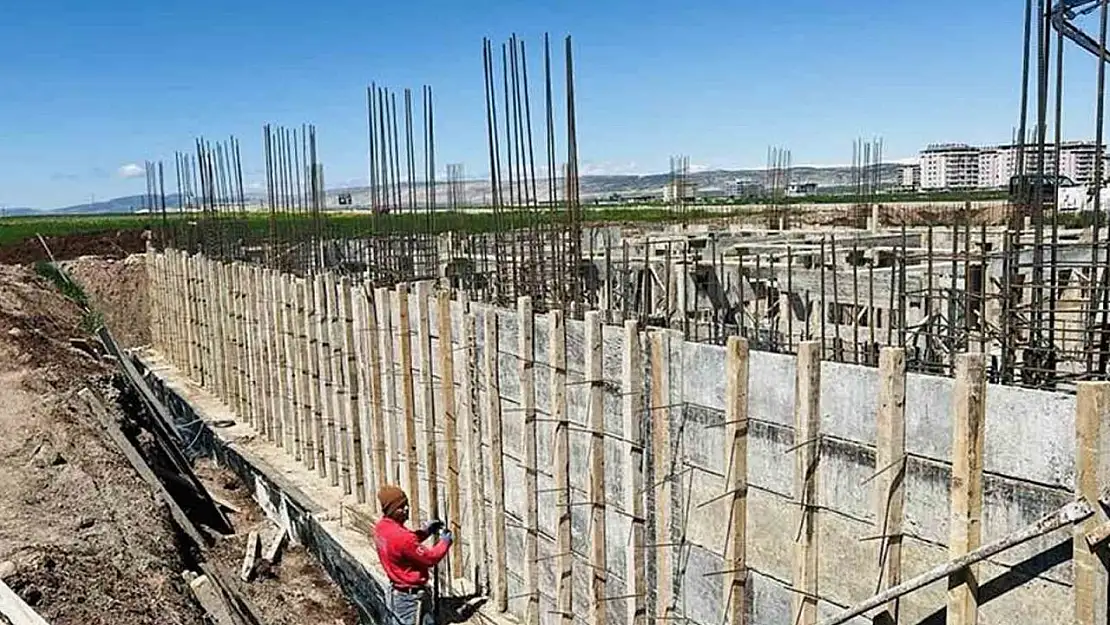 Araban'da yeni binalar sıkı denetimlerden geçiyor