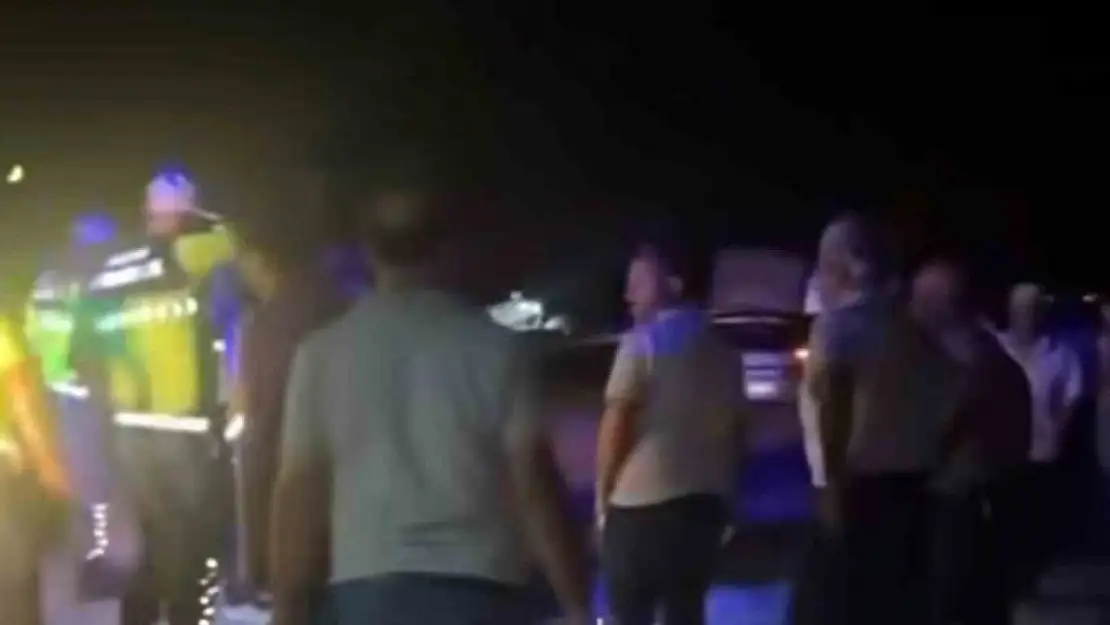 Araban'da yolun karşısına geçmeye çalışan yayaya otomobil çarptı: 1 ölü