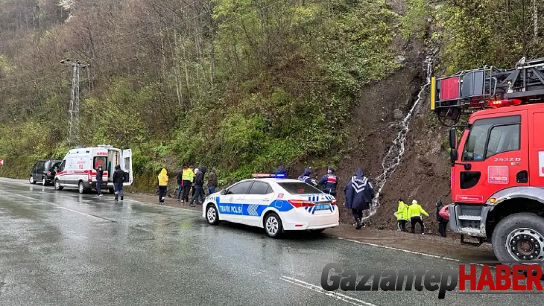 Artvin'de menfeze düşen araçta iki kişi can verdi