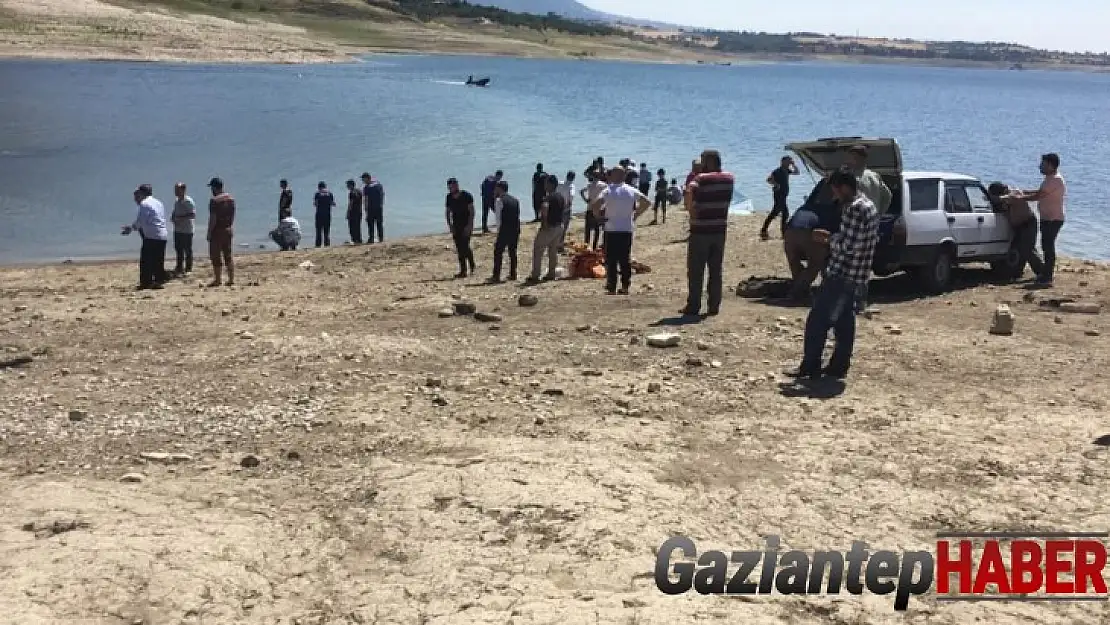 Baba ve oğlu baraj göletinde boğuldu