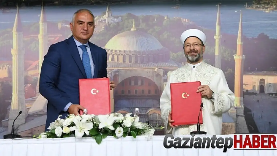 Bakan Ersoy: 'Hiç kimsenin şüphesi olmasın ki Ayasofya Camii itinayla korunacaktır'