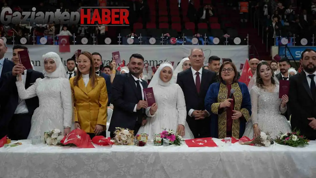 Başkan Fatma Şahin 250 çiftin nikahını kıydı