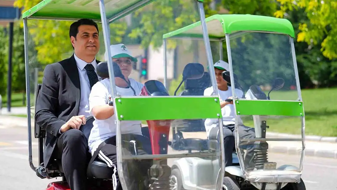 Başkan Yılmaz, çocuklarla trafik eğitimine katıldı