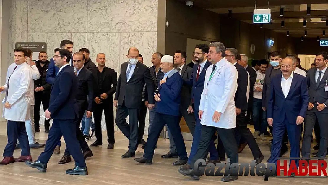 Binali Yıldırım 'Birkaç takla attık. Ağır bir kaza geçirdik'