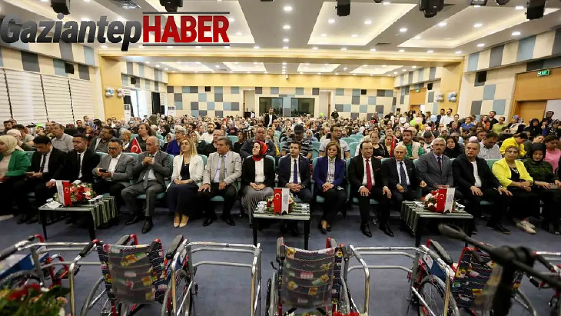 Büyükşehir, 10-16 Mayıs Engelliler Haftasında medikal malzeme dağıtım töreni düzenledi