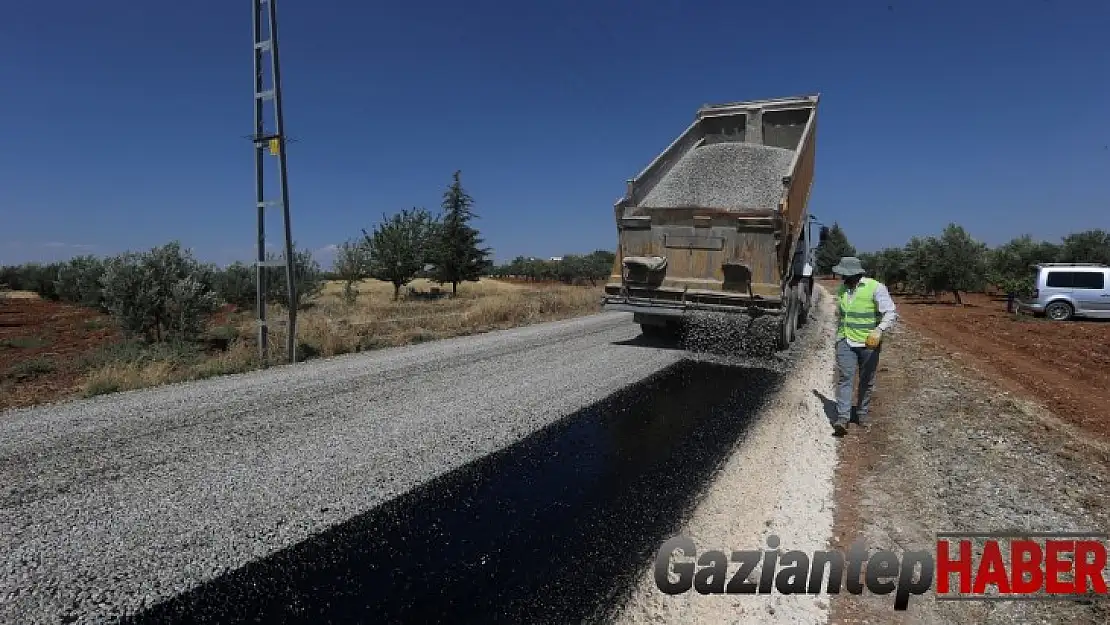 Büyükşehir 3 ilçeyi birbirine bağlayan yolda onarım çalışması yapıyor