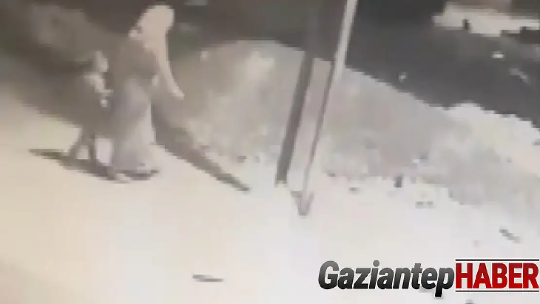 Cani anne elinden tuttuğu kızını boğarak öldürmeye götürmüş