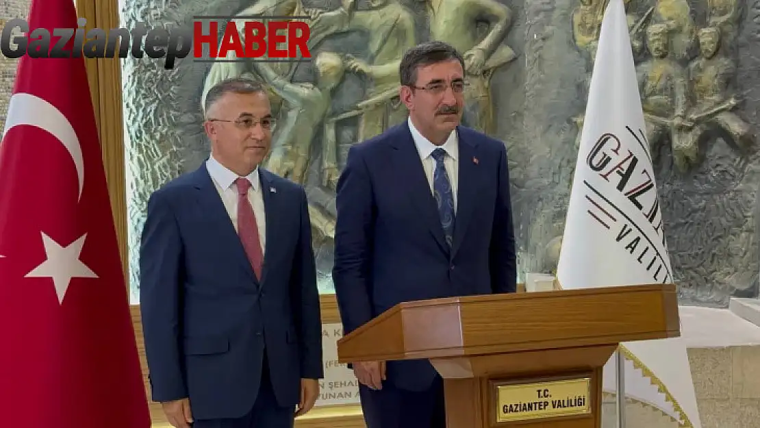 Cumhurbaşkanı Yardımcısı Cevdet Yılmaz Gaziantep Valiliği'ni ziyaret etti