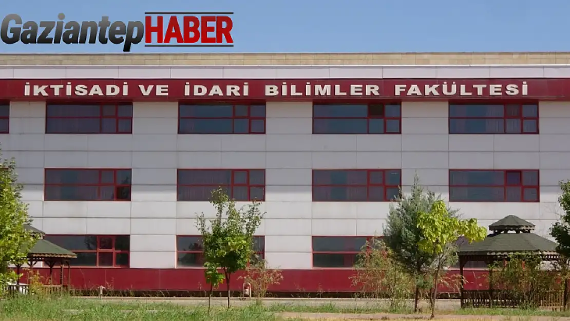 Dicle Üniversitesi'nde eski kız öğrenci dekan yardımcısını bıçakladı