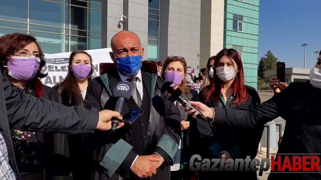 Duygu Delen davasında barolardan