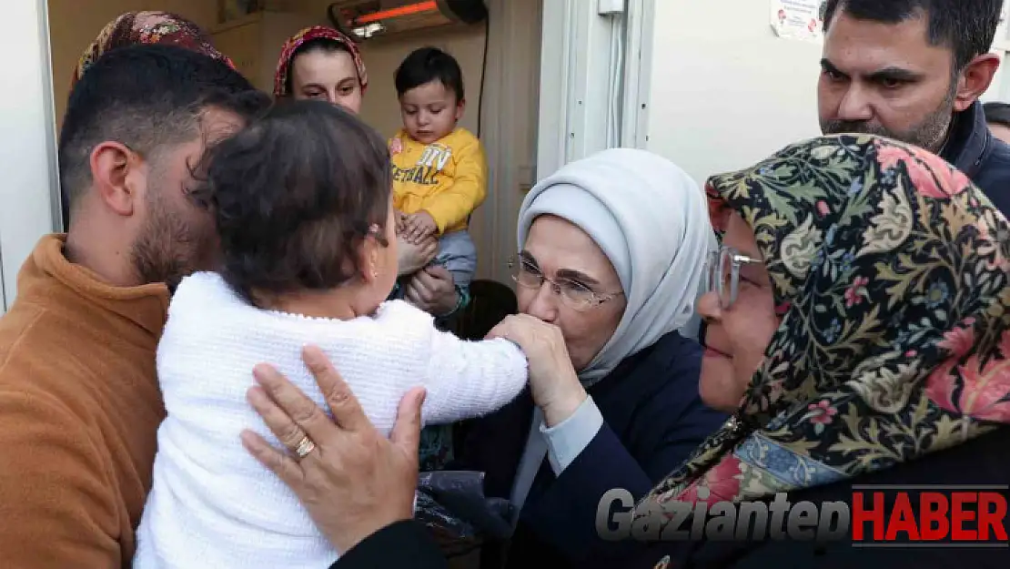 Emine Erdoğan, BM Habitat İcra Direktörü Sharif ile deprem bölgesine gitti