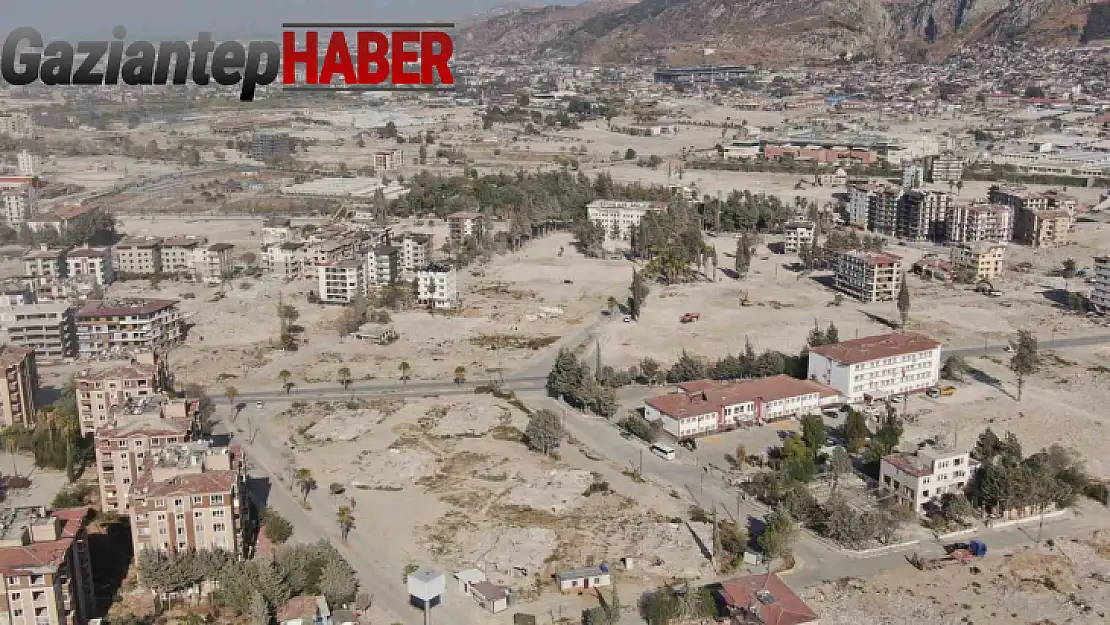 Enkazın yüzde 72'sinin kaldırıldığı Hatay'da, vatandaş yıllarca yaşadığı sokakları tanıyamaz hale geldi