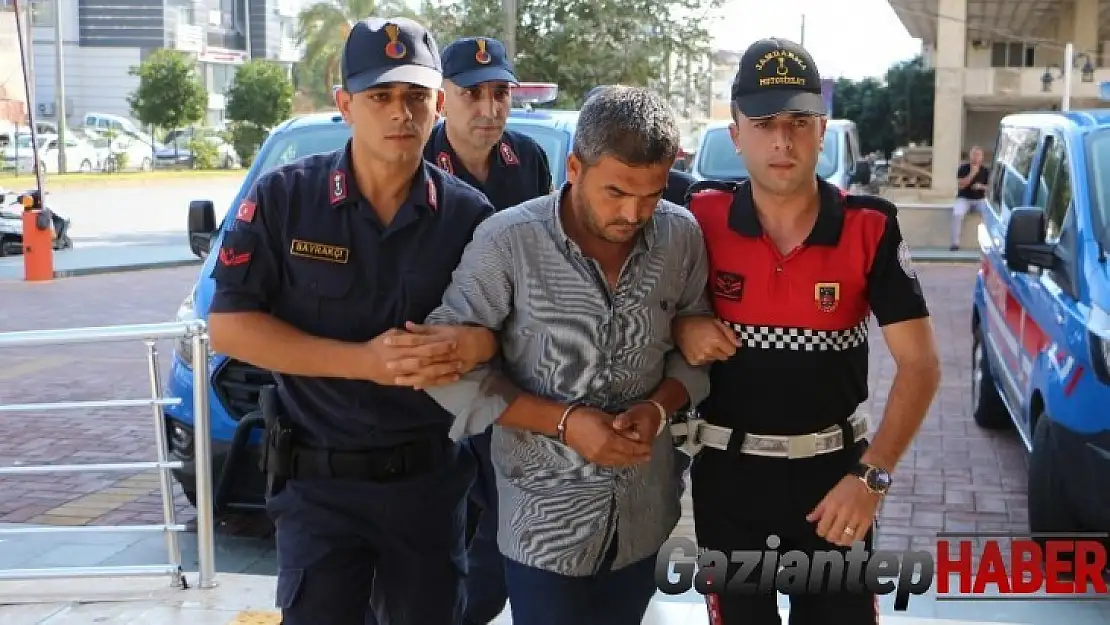 Eşini 14 kez bıçaklayarak öldüren sanıktan kan donduran ifade