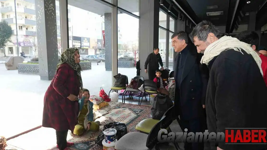 Fadıloğlu depremzedeleri yalnız bırakmıyor