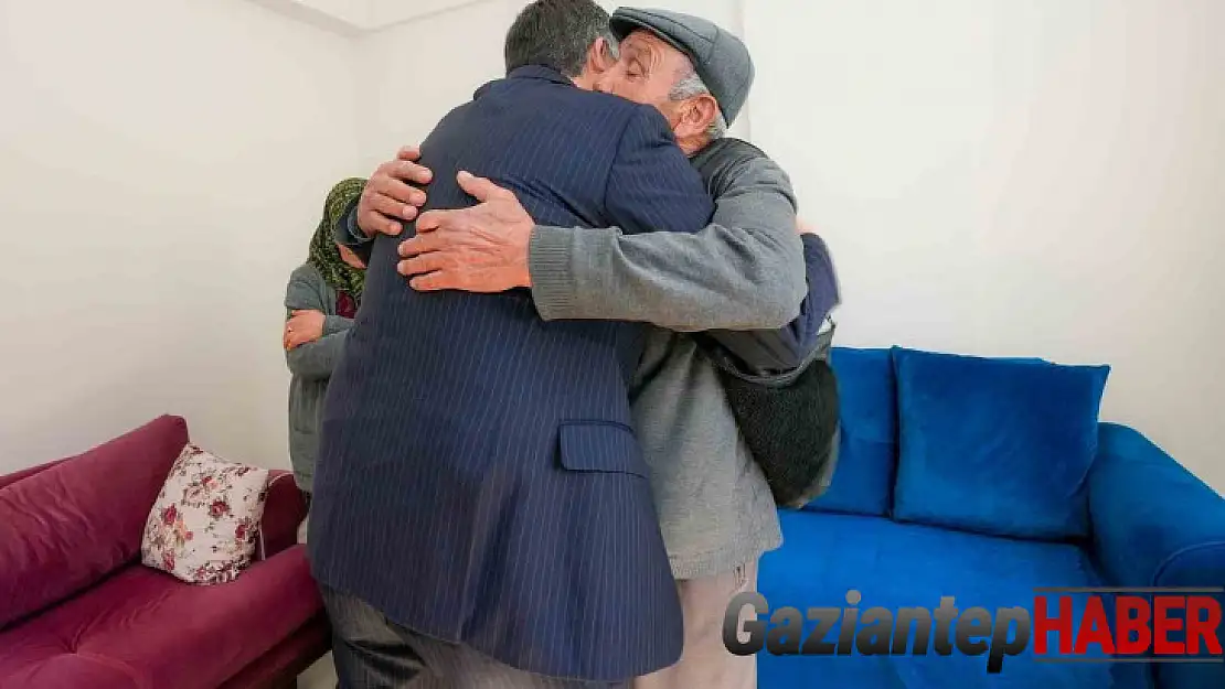 Fadıloğlu'ndan yaşlılara saygı ziyareti