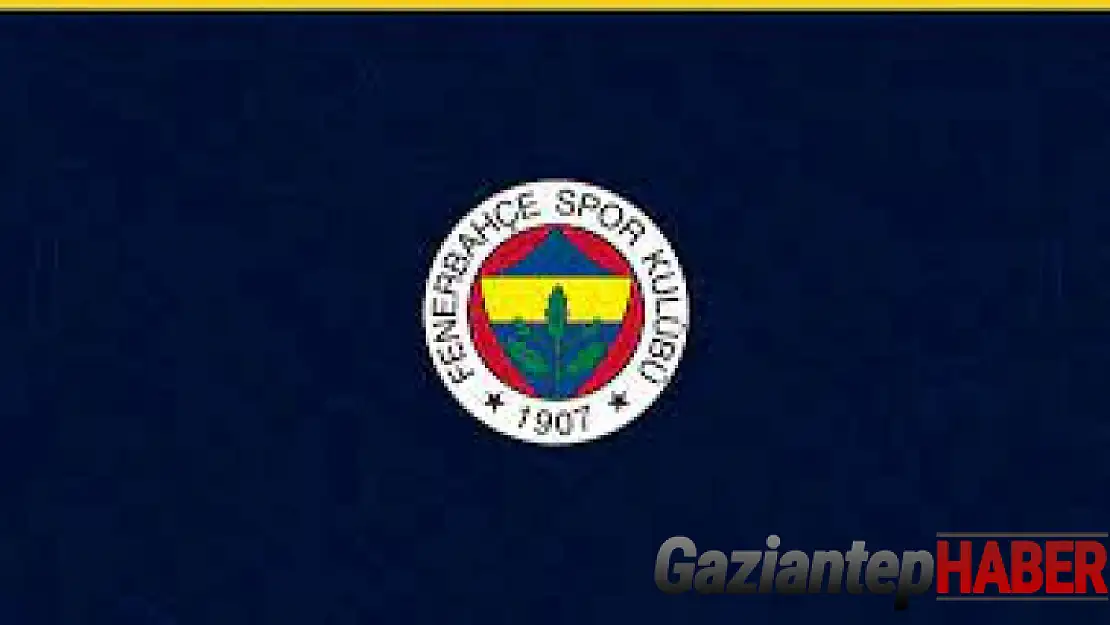 Fenerbahçe'de Mesut Özil ve Ozan Tufan kadro dışı bırakıldı.