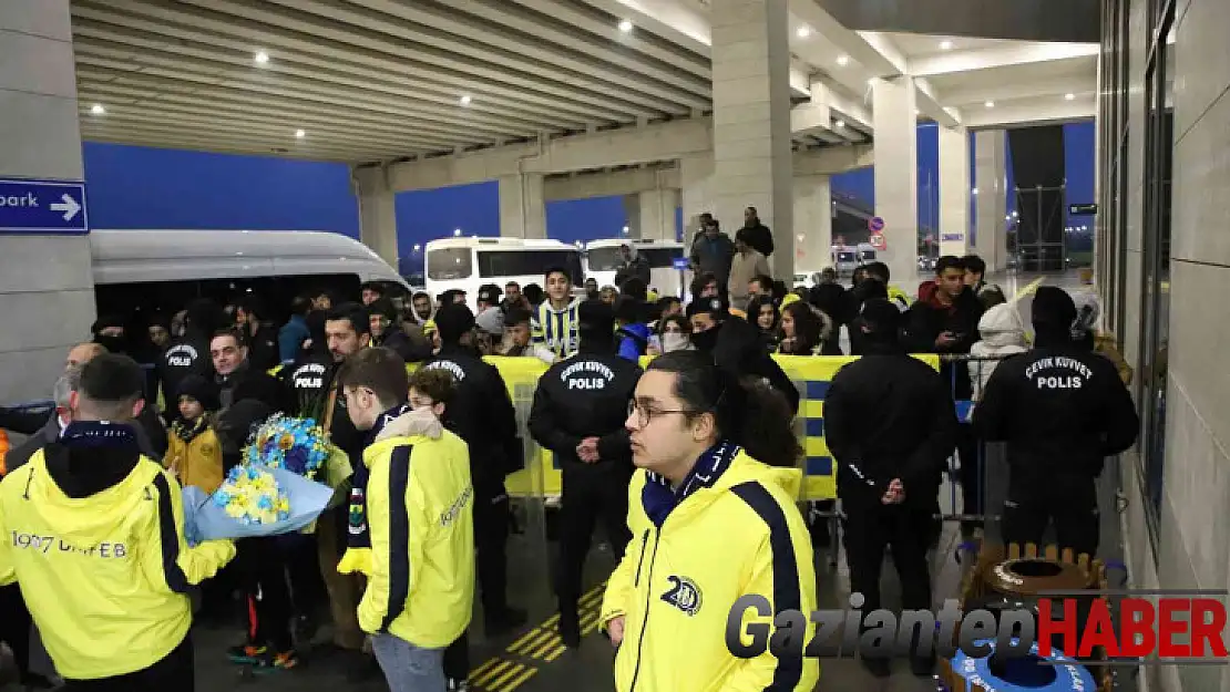 Fenerbahçe kafilesi Gaziantep'te