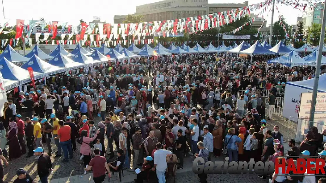 Festival gibi kan bağış kampanyası