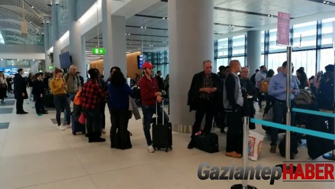 Fransa, Türkiye'den gelen yolculara 10 gün karantina uygulayacak