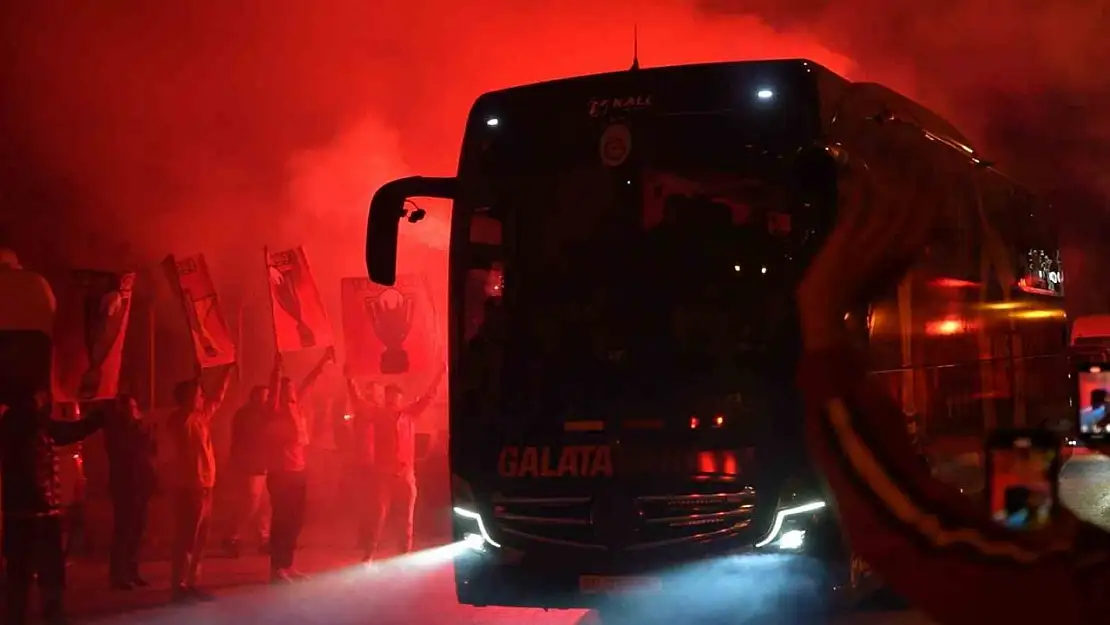 Galatasaray'a, Gaziantep'te coşkulu karşılama