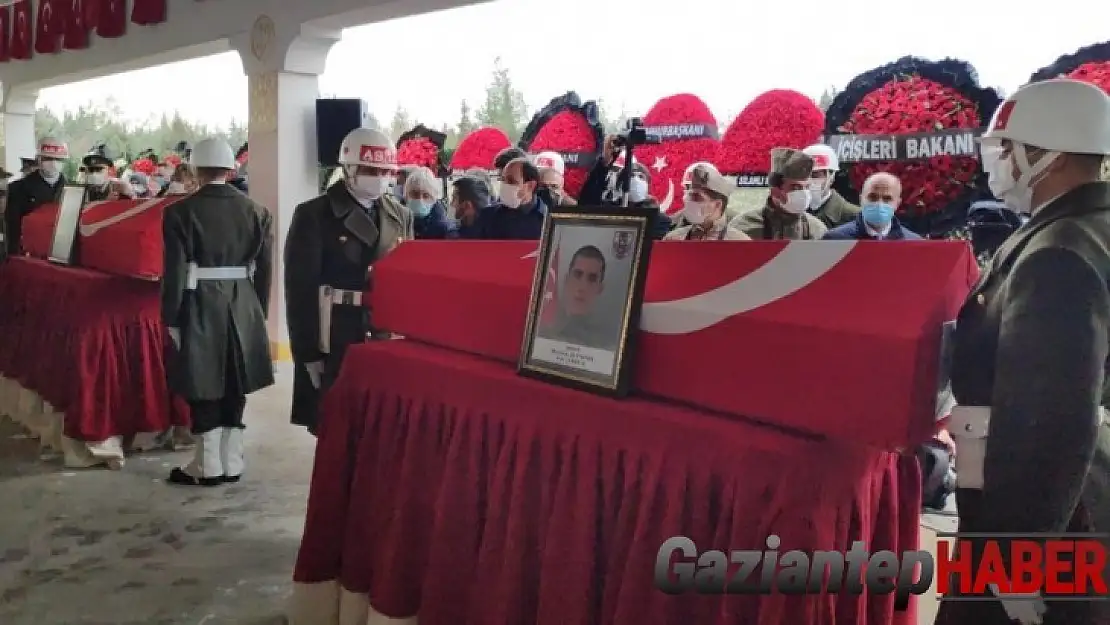 Gara şehitleri Gaziantep'te son yolcuğuna uğurlanıyor