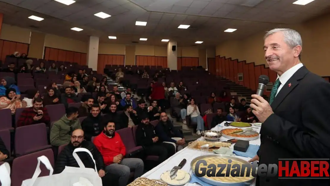 GAÜN'lü öğrencilere baklava semineri