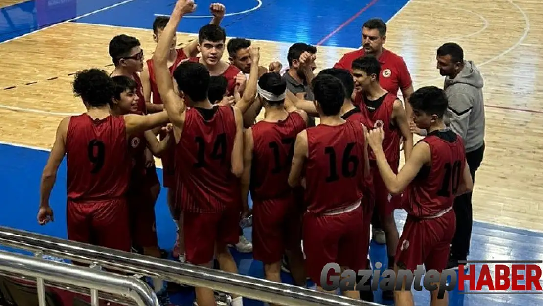 Gaziantep Basketbol'dan şampiyonluk başarısı