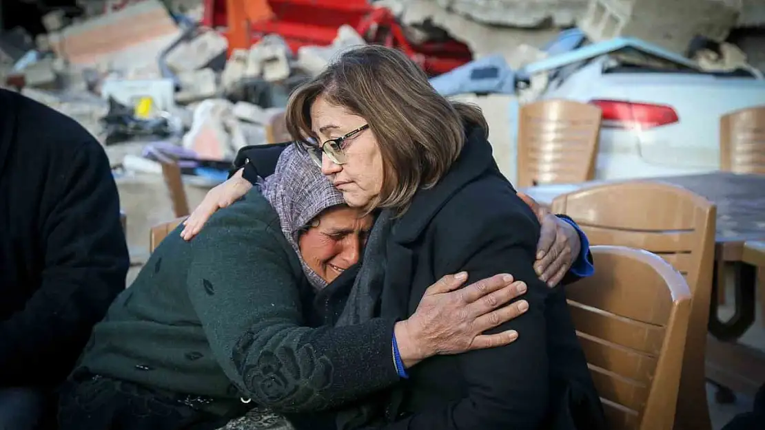 Gaziantep Büyükşehir, afet yönetiminde örnek belediyecilik sergiledi