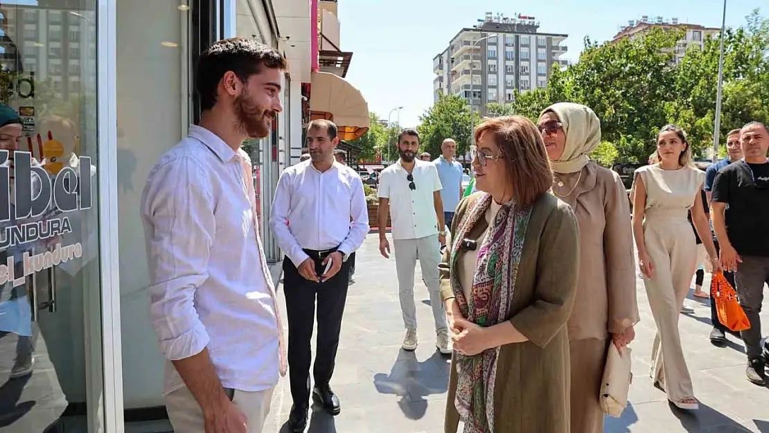 Gaziantep Büyükşehir'den kent genelinde asfalt seferberliği