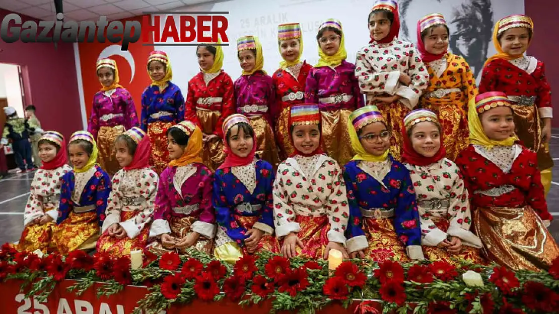 Gaziantep Kolej Vakfı'nda Antep Savunması öğrenciler tarafından sahnelendi