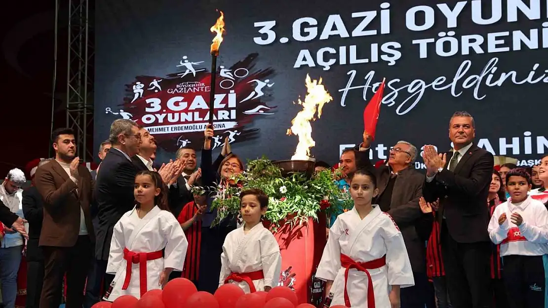 Gaziantep'te '3. Gazi Oyunları' görkemli törenle başladı