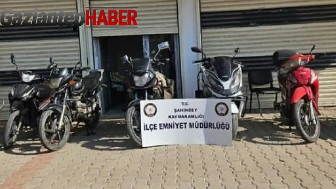 Gaziantep'te 'dur' ihtarına uymayan şahsın garajında 5 çalıntı motosiklet bulundu