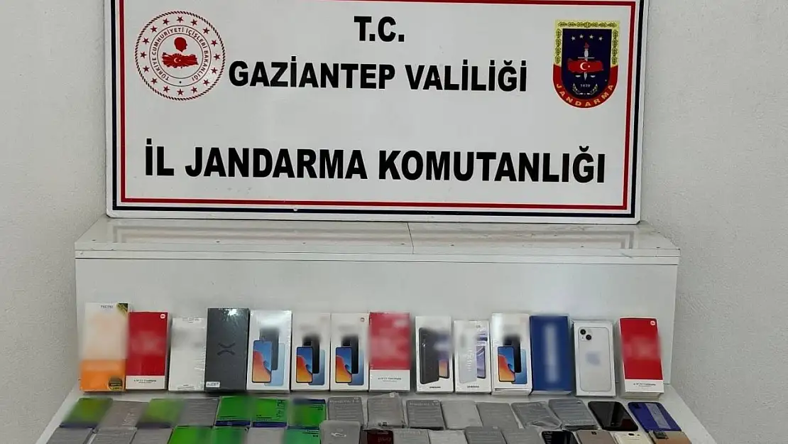 Gaziantep'te 1 milyon TL değerinde kaçak telefon ele geçirildi