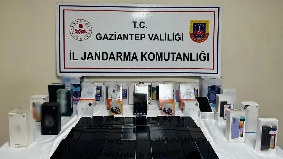 Gaziantep'te 1 milyon TL değerinde kaçak telefon ele geçirildi