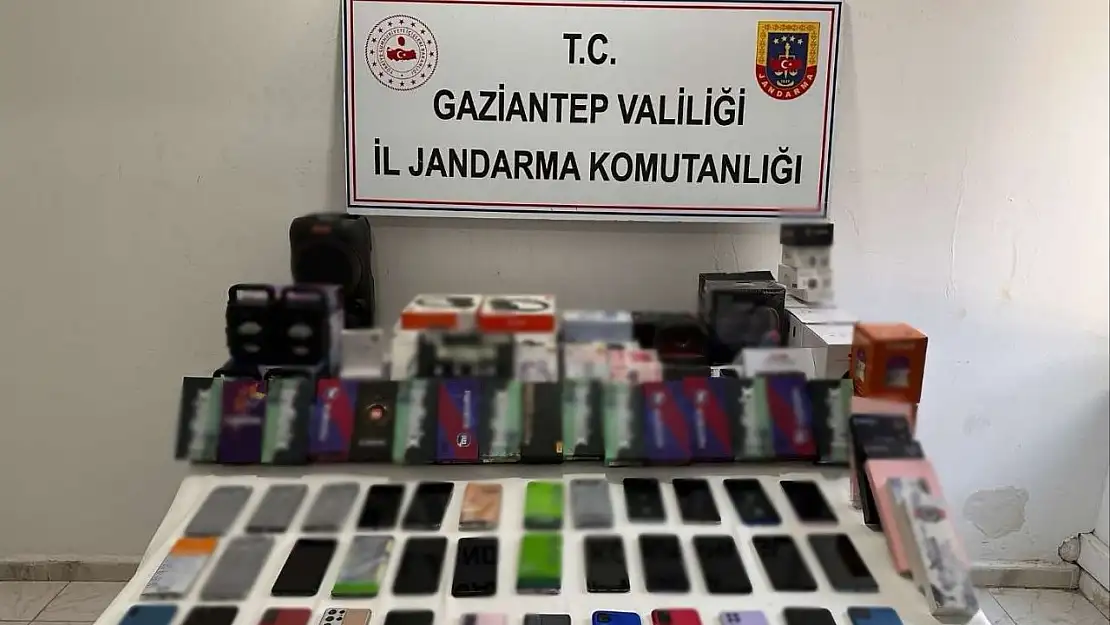 Gaziantep'te 1,4 milyon TL değerinde kaçak malzeme ele geçirildi: 2 gözaltı