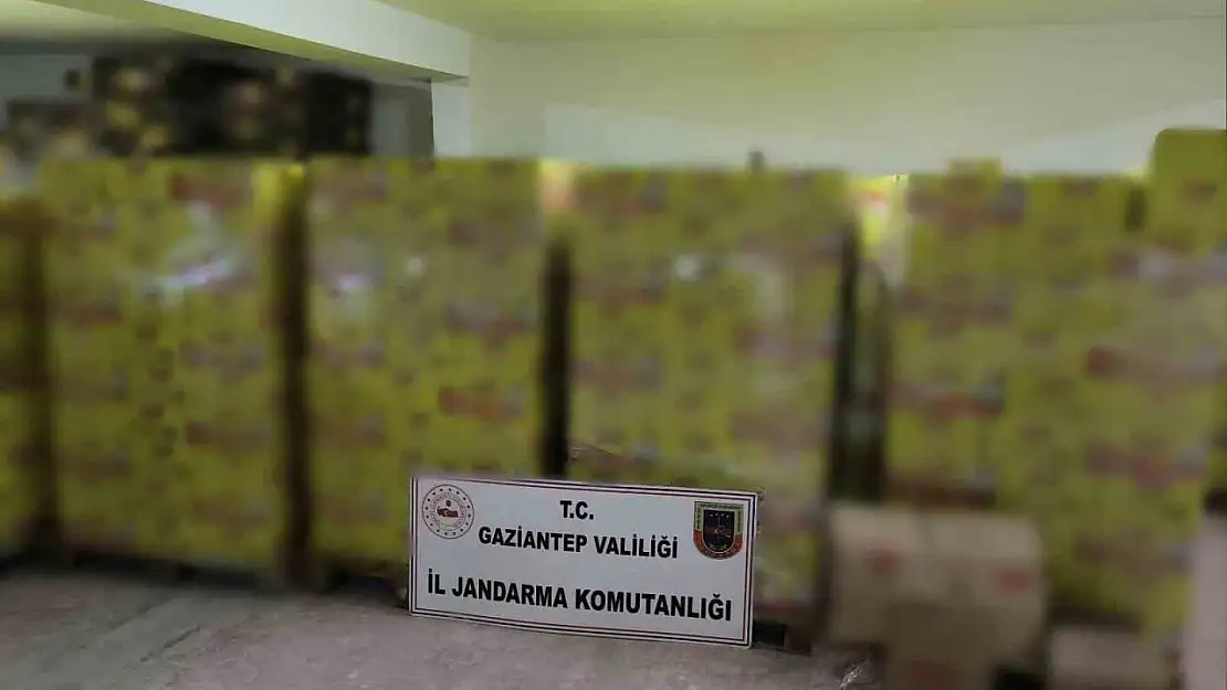 Gaziantep'te 1,5 milyon lira değerinde sahte tavuk bulyon ele geçirildi