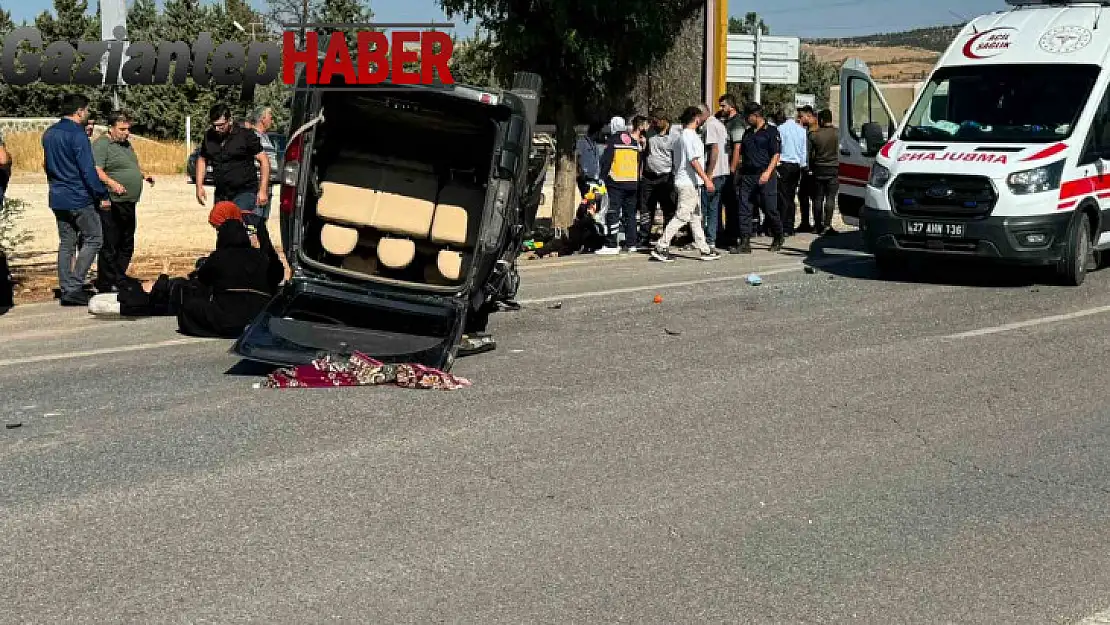 Gaziantep'te 2 hafif ticari araç çarpıştı: 5 yaralı