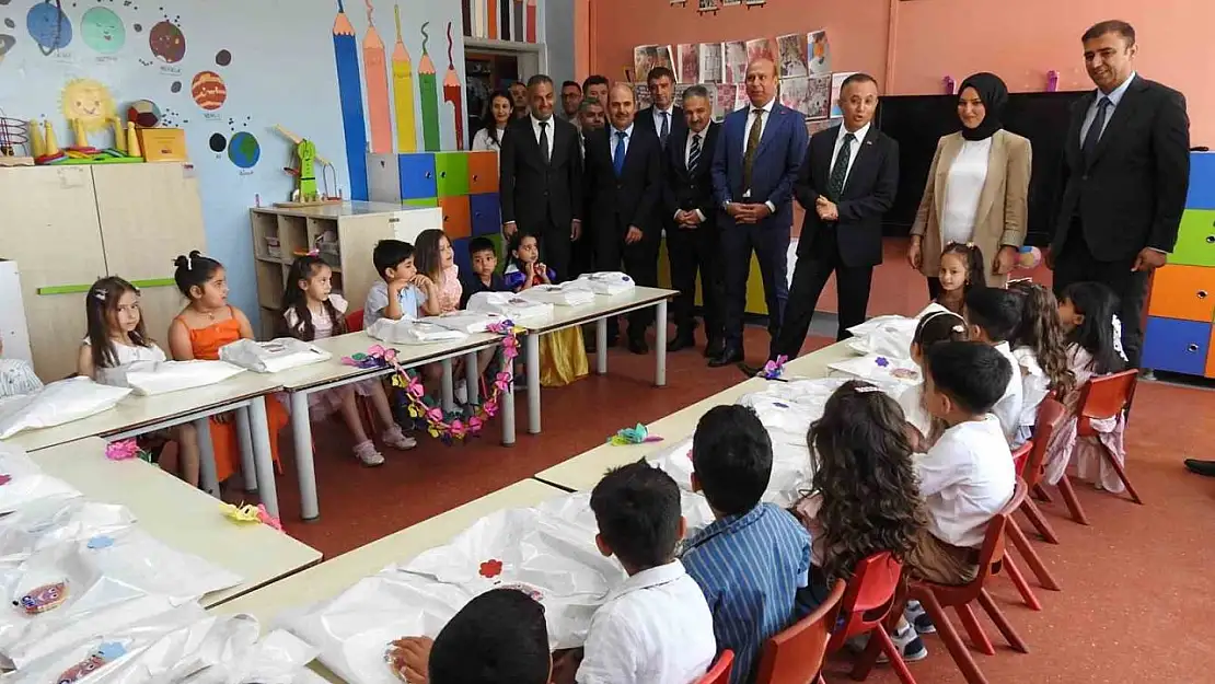 Gaziantep'te 705 bin öğrenci karne aldı